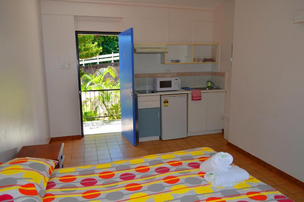 Barramundi Lodge Darwin Room photo